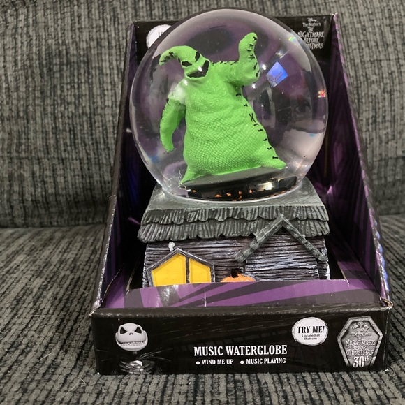 Nightmare Before Christmas 30th Anniversary musical Waterglobe - Picture 1 of 2